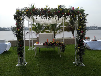 Salón Y Jardín De Eventos "palapa Tu Atardecer"